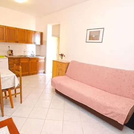 Fuer 3 Personen Ca 35 Qm In Rabac, Istrien Bucht Von * Рабац