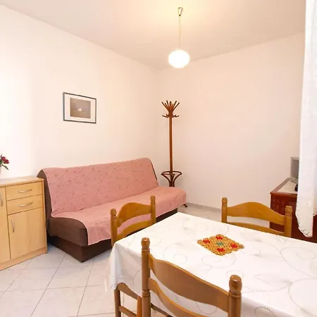 Apartment Fuer 3 Personen Ca 35 Qm In Rabac, Istrien Bucht Von